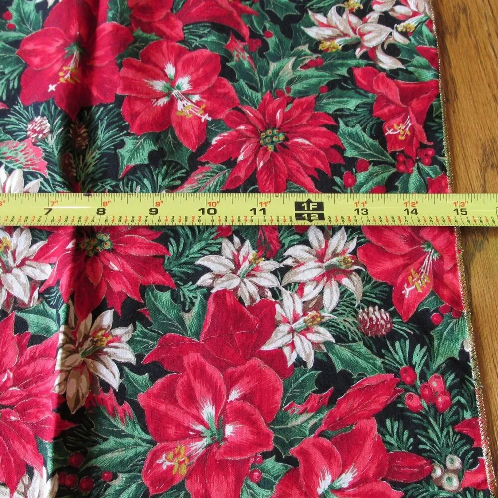 Joan Messmore Christmas Napkins Poinsettia Amaryllises Cranston set of 7 Vintage
